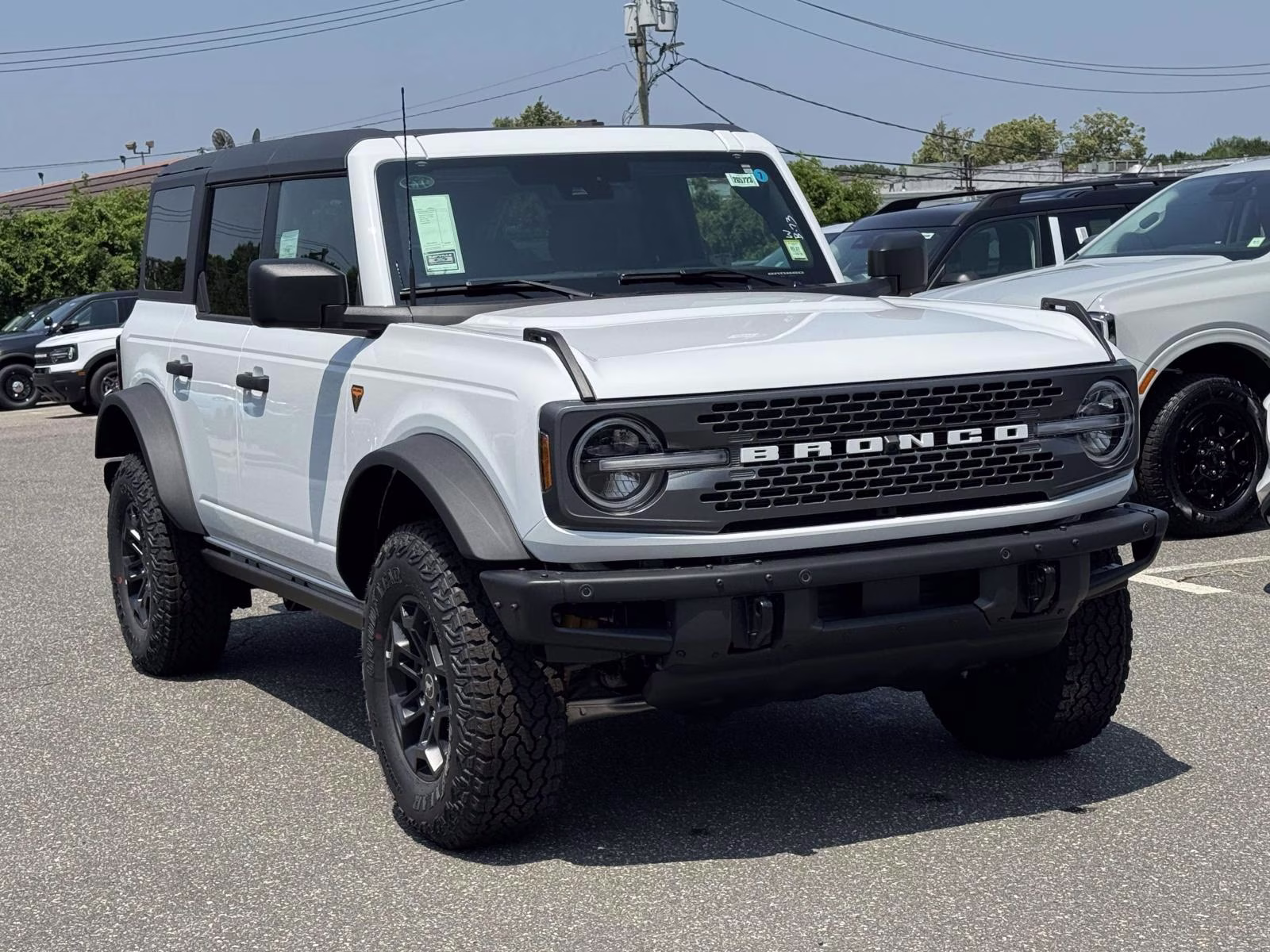 2026 Oxford White Ford Bronco Badlands 4 Door Advanced 4x4 4X4 SUV