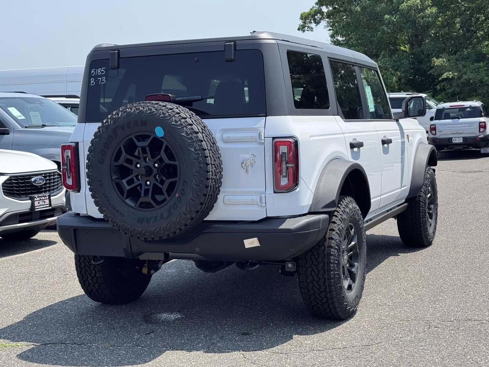 2026 Oxford White Ford Bronco Badlands 4 Door Advanced 4x4 4X4 SUV