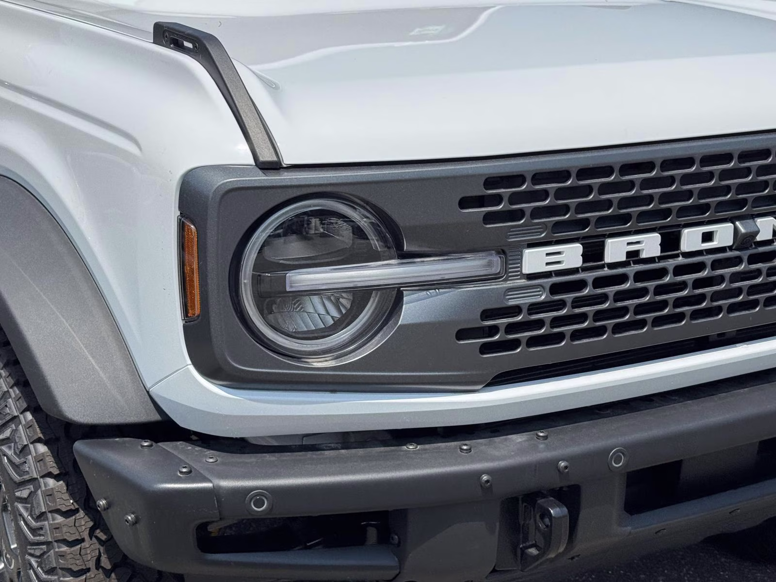 2026 Oxford White Ford Bronco Badlands 4 Door Advanced 4x4 4X4 SUV