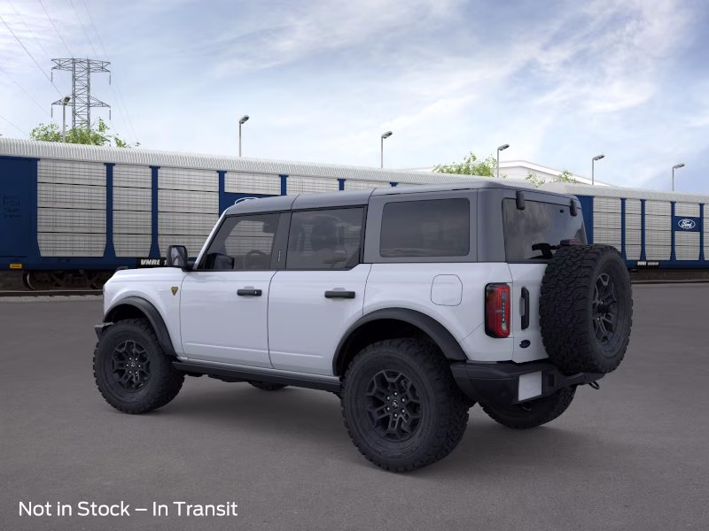 2026 Oxford White Ford Bronco Badlands 4X4 SUV