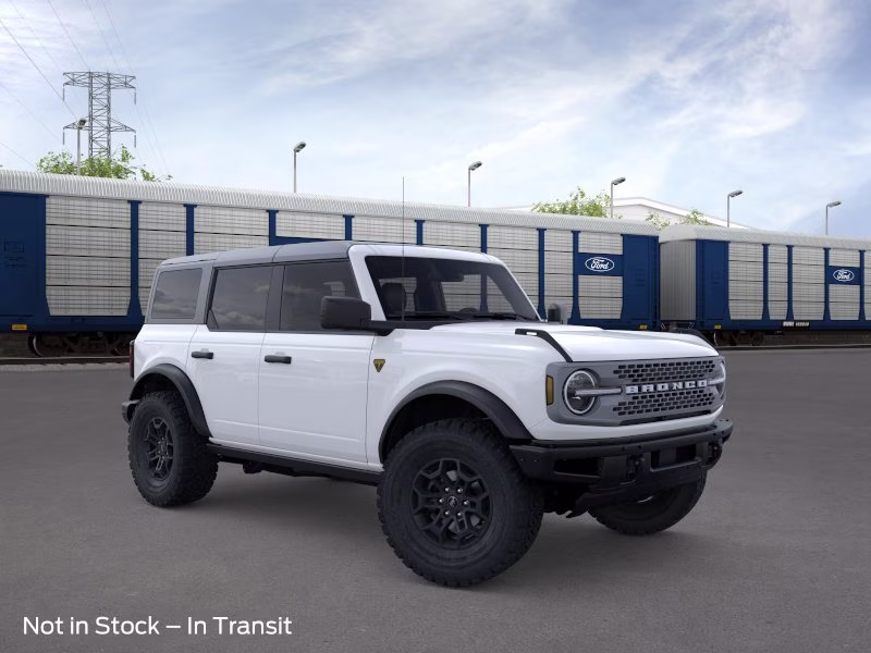 2026 Oxford White Ford Bronco Badlands 4X4 SUV