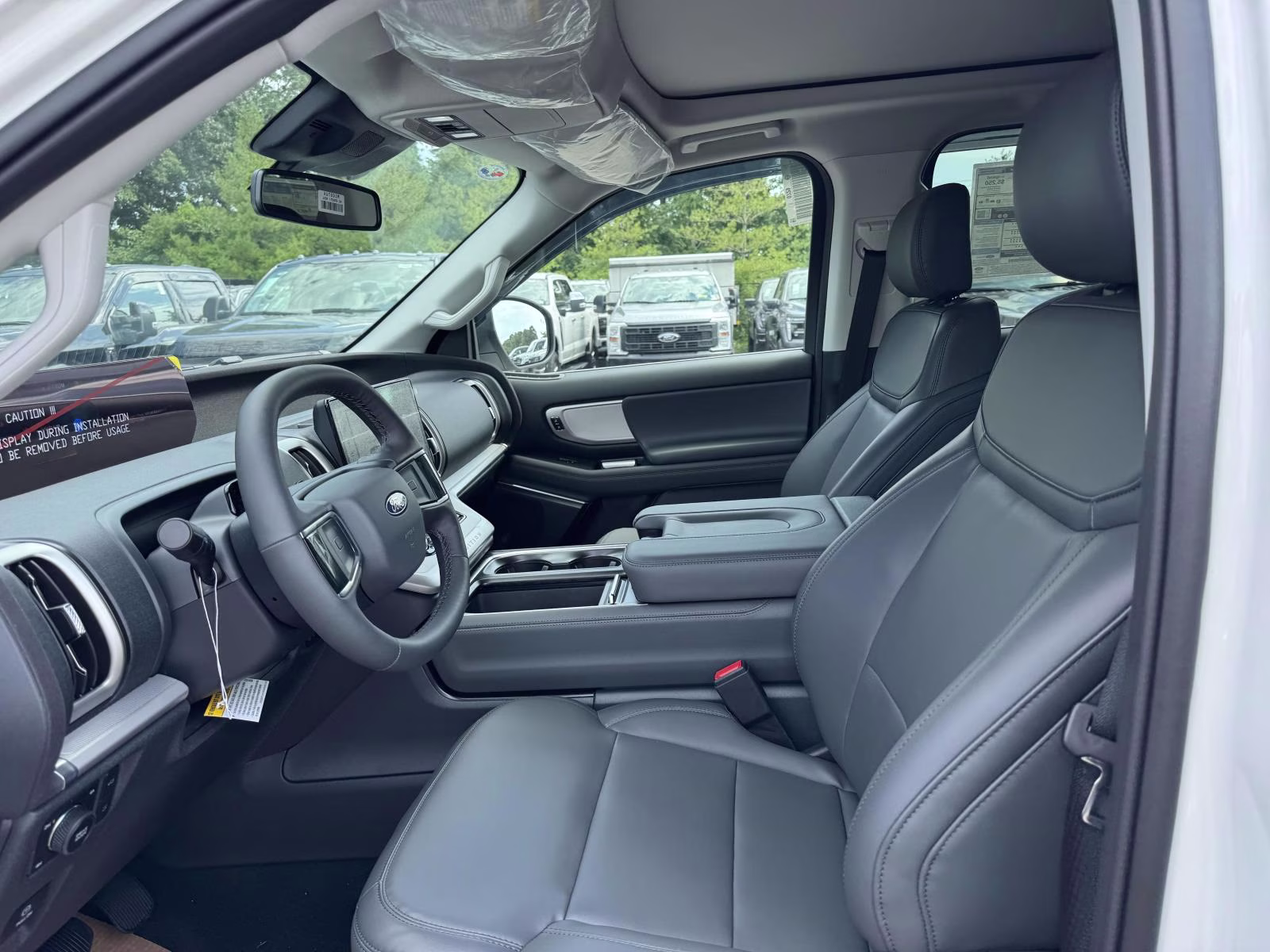 2026 Star White Metallic Tri-Coat Ford Expedition Active 4x4 4X4 SUV