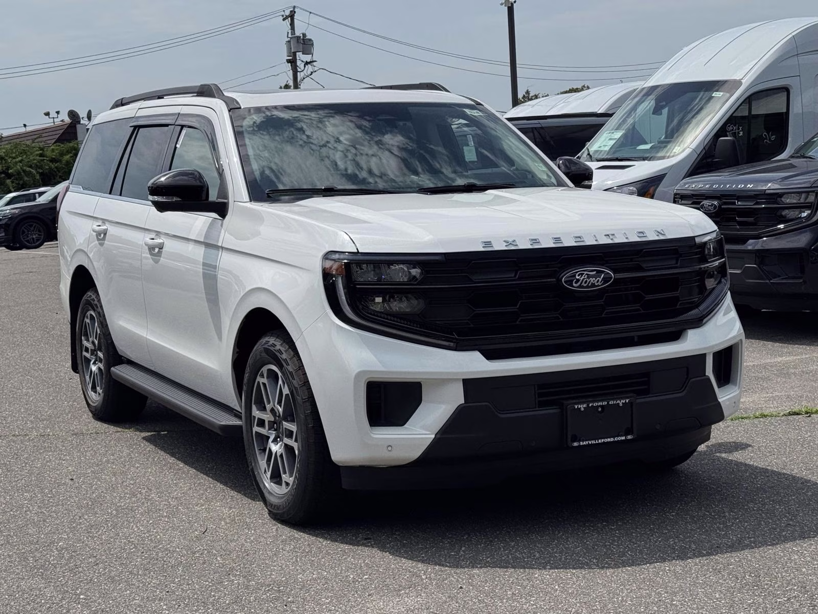 2026 Star White Metallic Tri-Coat Ford Expedition Active 4x4 4X4 SUV