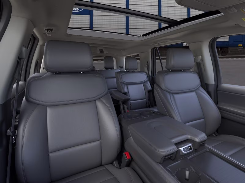 2026 Star White Metallic Tri-Coat Ford Expedition Active 4X4 SUV
