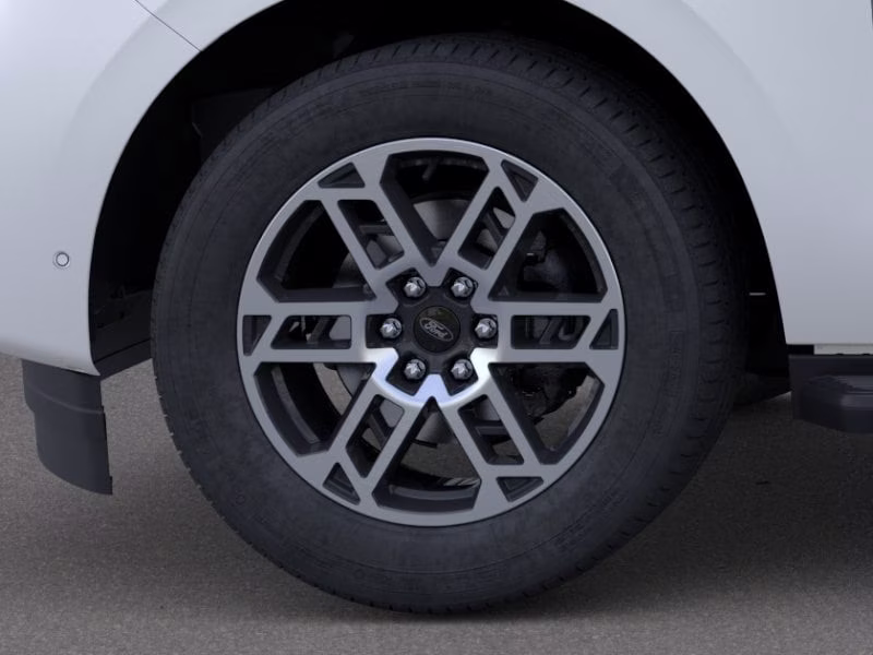 2026 Star White Metallic Tri-Coat Ford Expedition Active 4X4 SUV