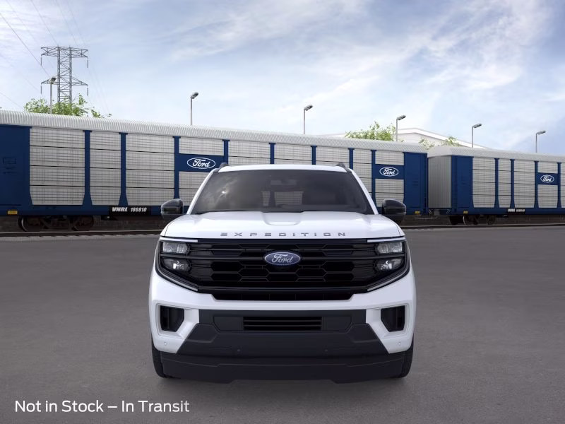 2026 Star White Metallic Tri-Coat Ford Expedition Active 4X4 SUV