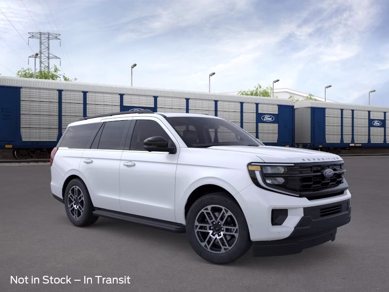2026 Star White Metallic Tri-Coat Ford Expedition Active 4X4 SUV