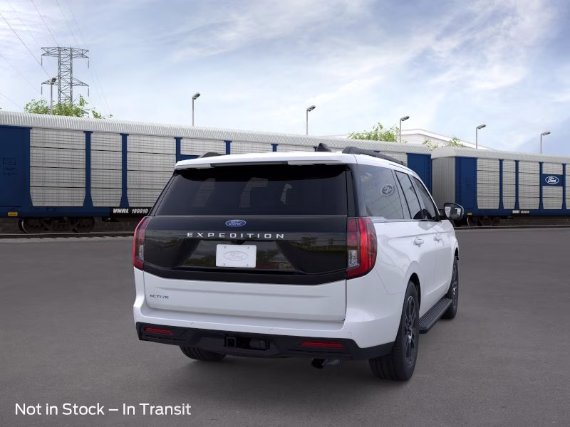 2026 Star White Metallic Tri-Coat Ford Expedition Active 4X4 SUV