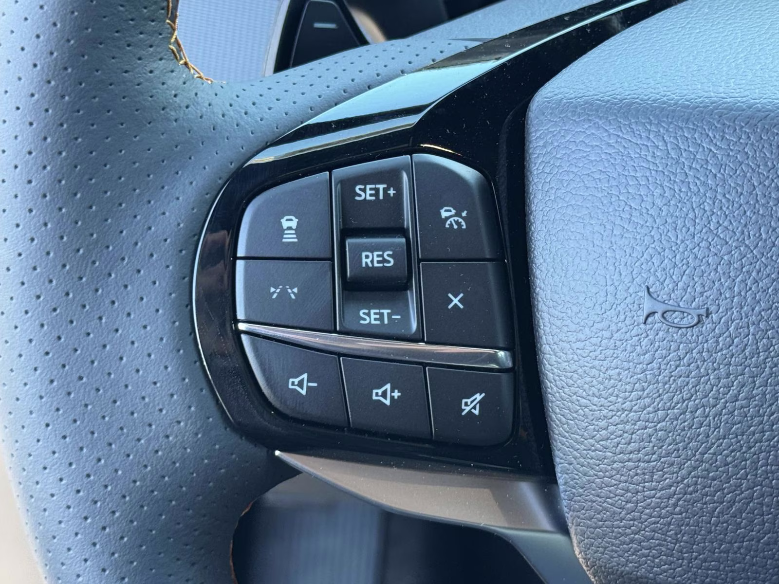 2026 Gray Ford Explorer Tremor 4X4 SUV