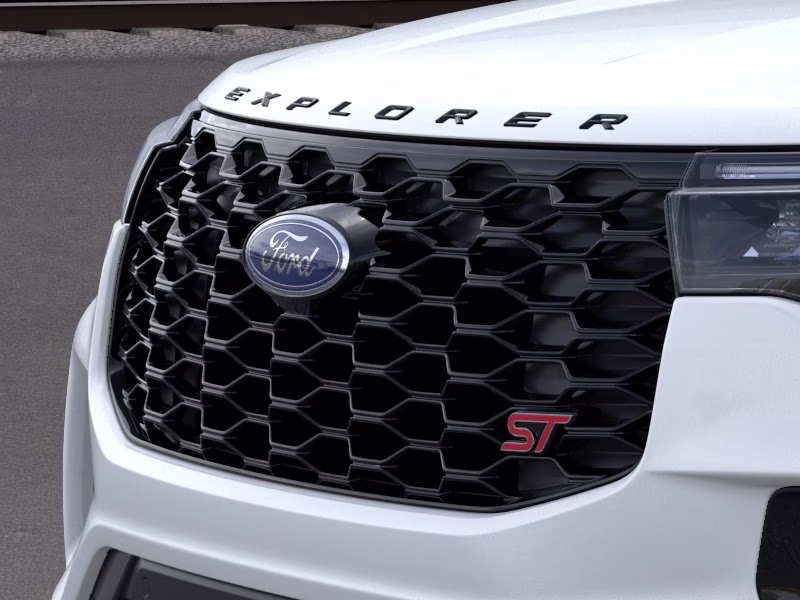 2026 Star White Metallic Tri-Coat Ford Explorer ST 4X4 SUV