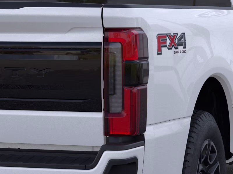 2026 Star White Tri-Coat Ford Super Duty F-250 SRW Platinum 4X4 Truck