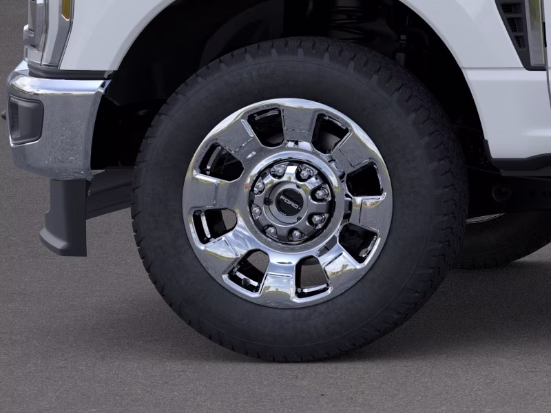 2026 Oxford White Ford Super Duty F-250 SRW Lariat 4X4 Truck