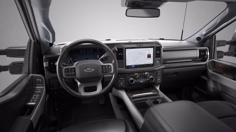 2026 Oxford White Ford Super Duty F-250 SRW Lariat 4X4 Truck