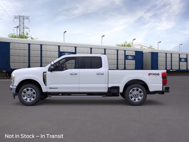 2026 Oxford White Ford Super Duty F-250 SRW Lariat 4X4 Truck