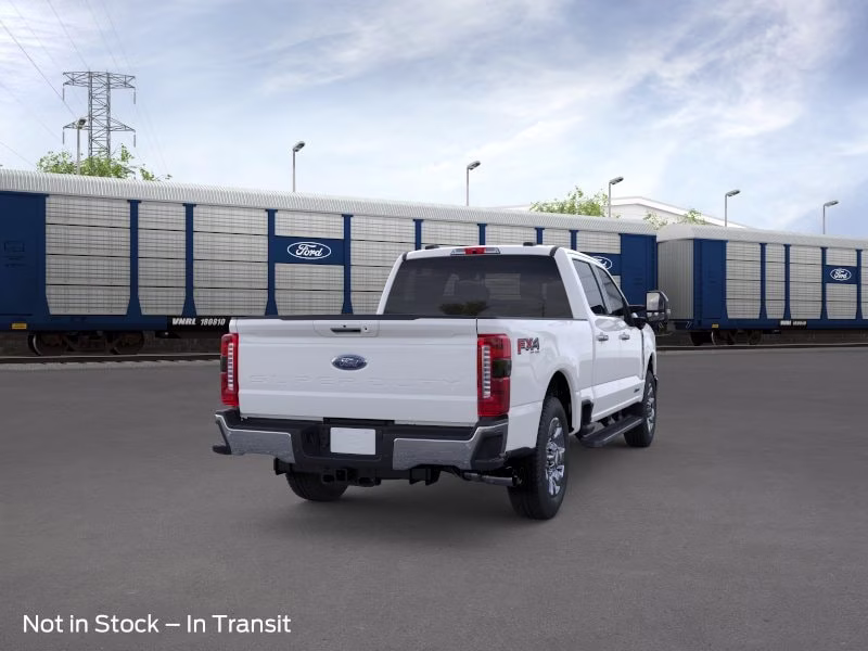 2026 Oxford White Ford Super Duty F-250 SRW Lariat 4X4 Truck