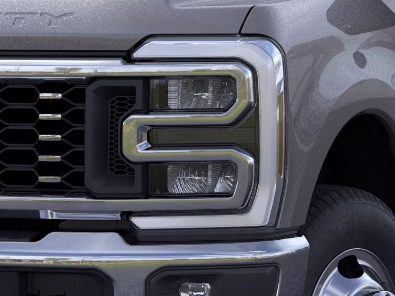 2026 Carbonized Gray Metallic Ford Super Duty F-350 DRW Lariat 4X4 Truck