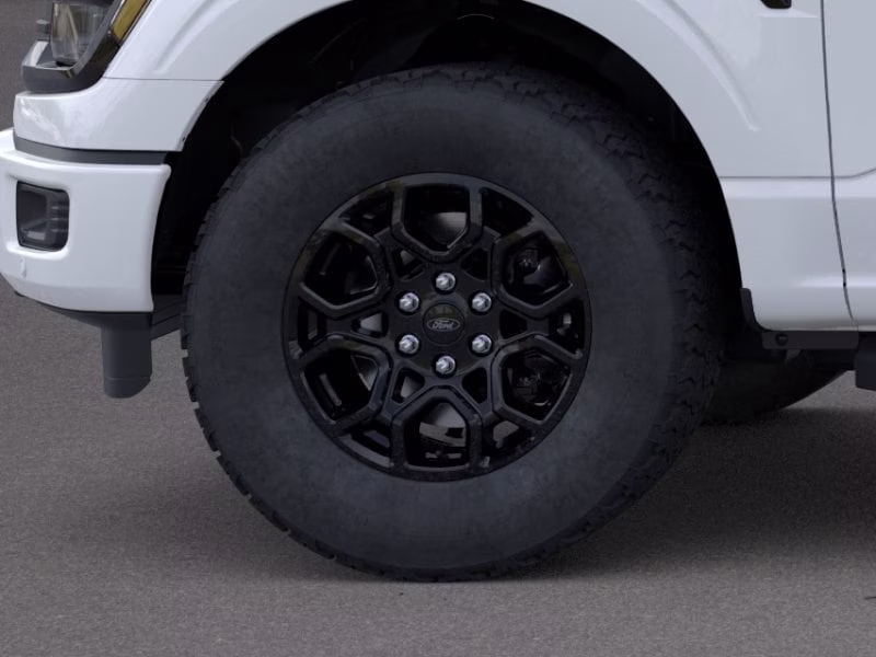 2026 Oxford White Ford F-150 XLT 4X4 Truck