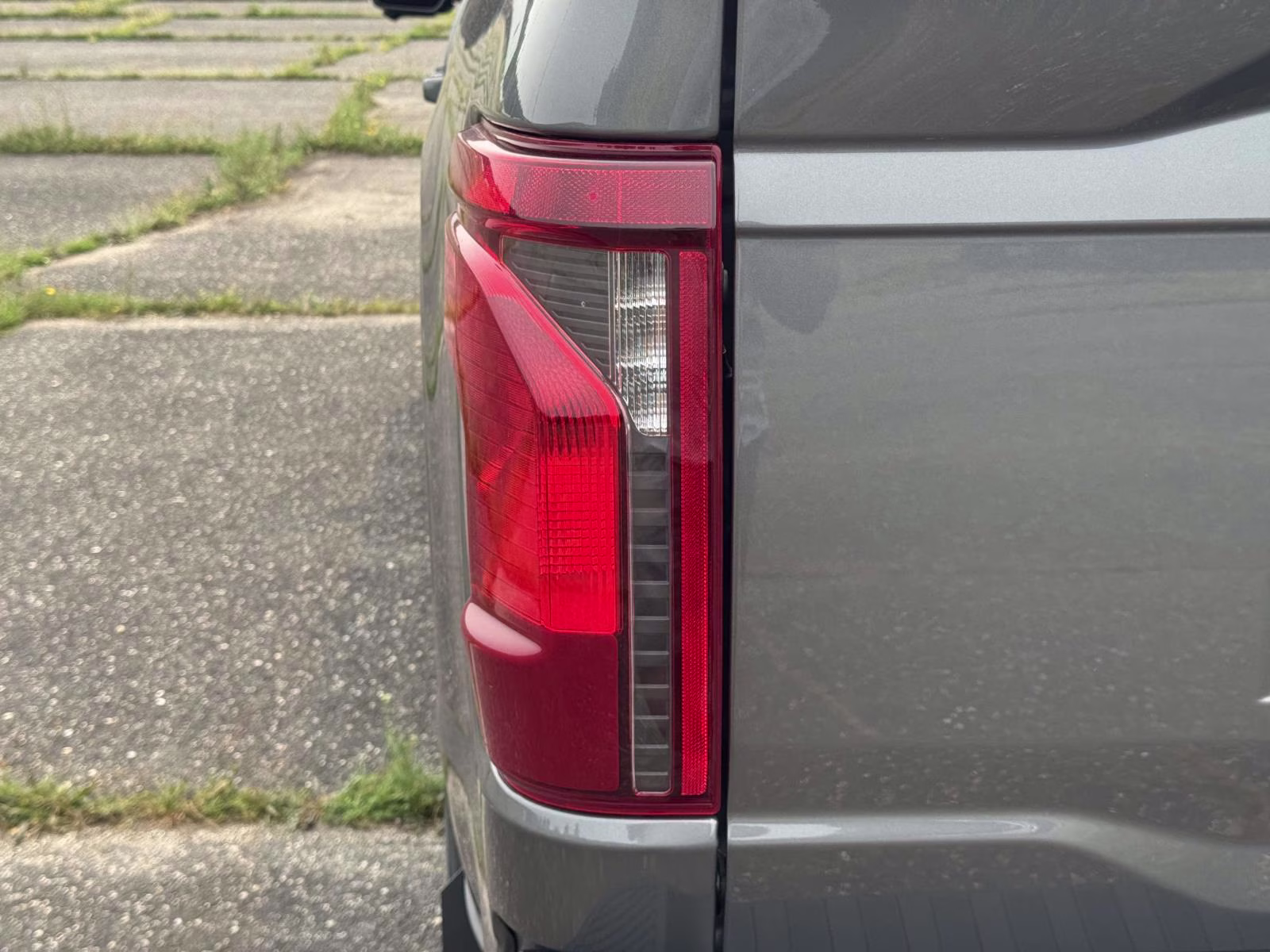 2026 Carbonized Gray Metallic Ford F-150 XLT 4X4 Truck