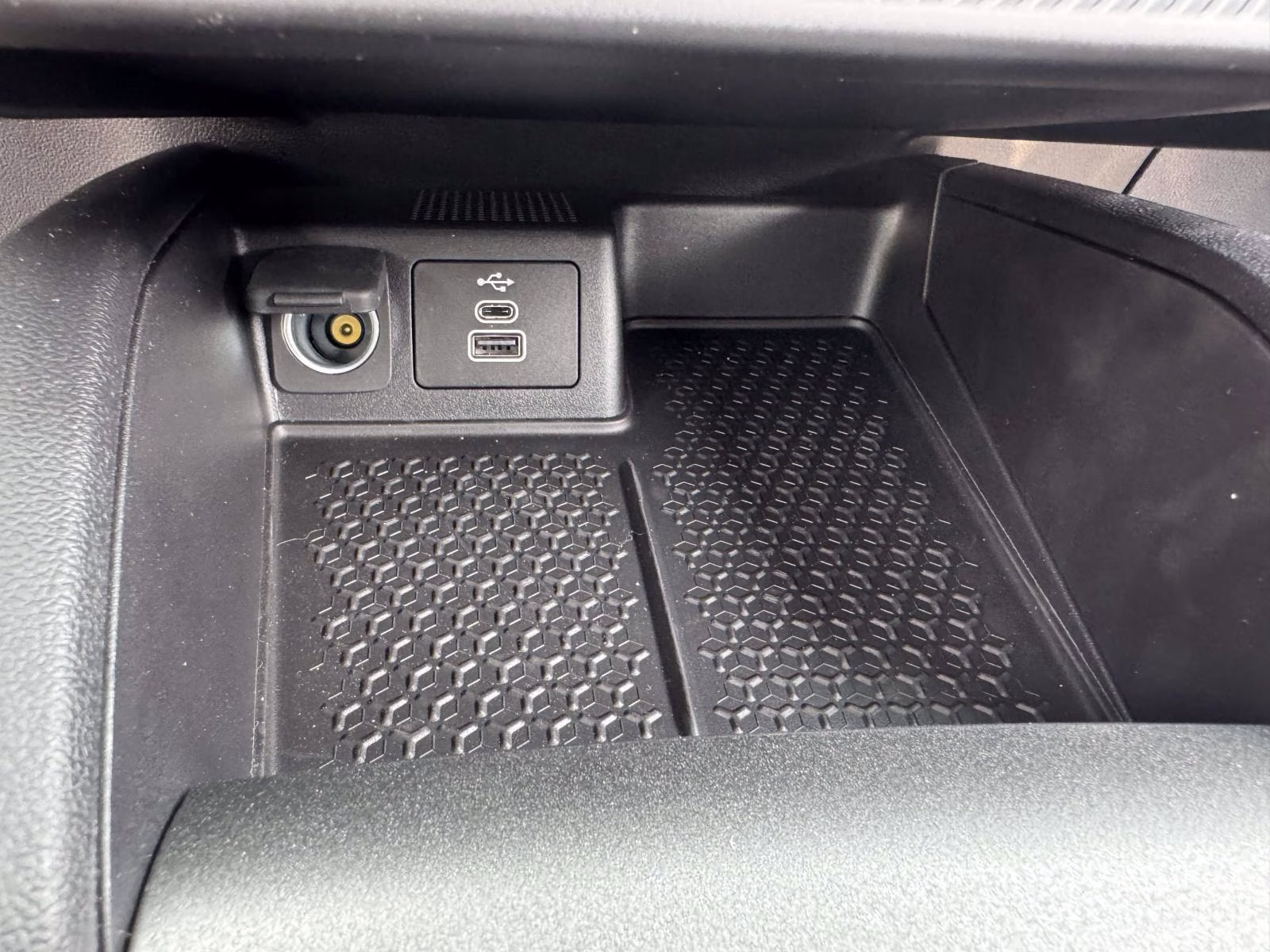 2026 Carbonized Gray Metallic Ford Bronco Sport Outer Banks 4X4 SUV