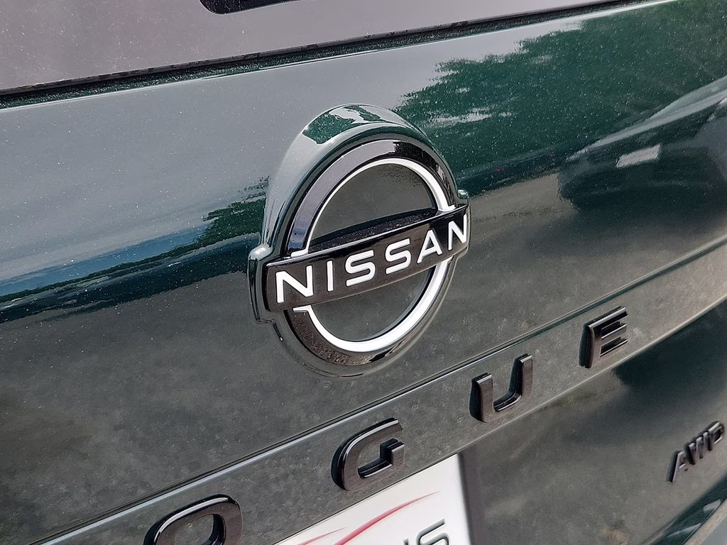2026 Obsidian Green Nissan Rogue Dark Armor AWD SUV