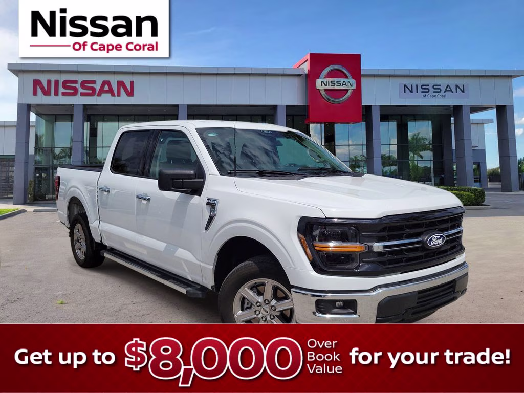 2025 Oxford White Ford F-150 XLT RWD Truck