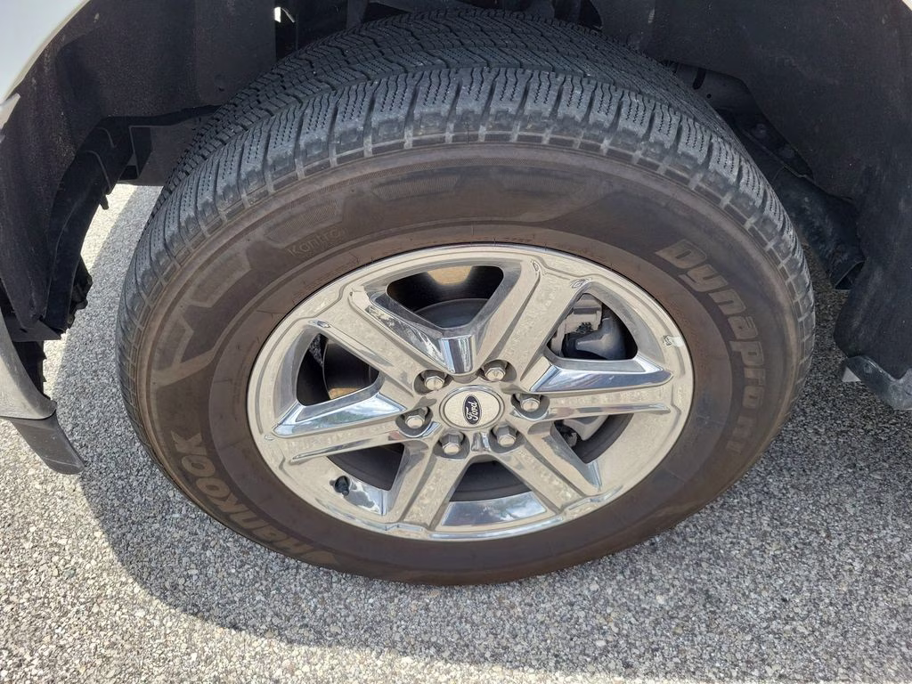 2025 Oxford White Ford F-150 XLT RWD Truck