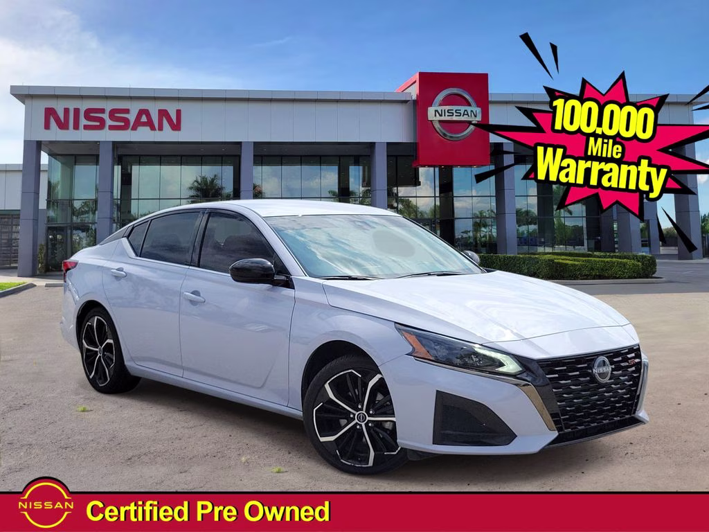 2024 Gray Sky Pearl Nissan Altima 2.5 SR FWD Sedan
