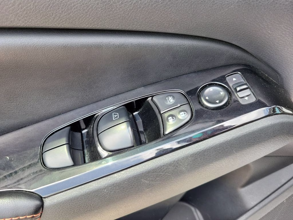 2024 Gray Sky Pearl Nissan Altima 2.5 SR FWD Sedan