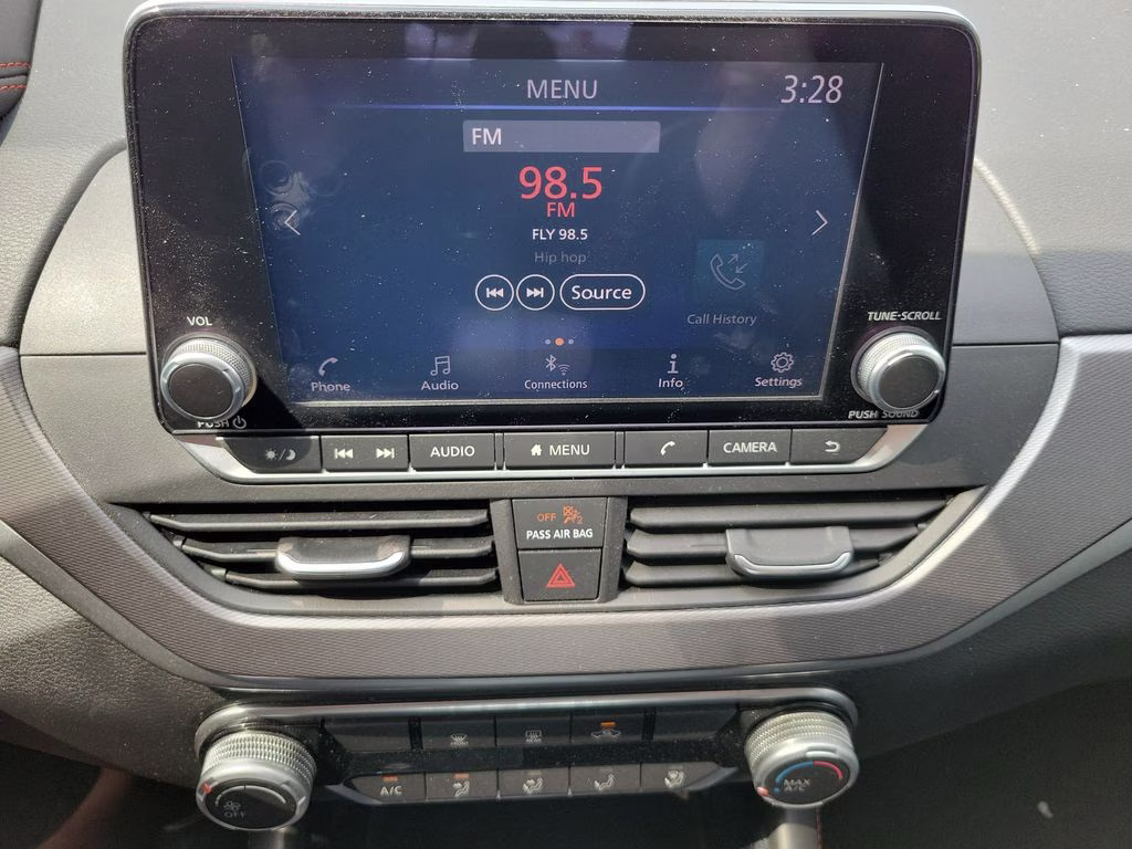 2024 Gray Sky Pearl Nissan Altima 2.5 SR FWD Sedan