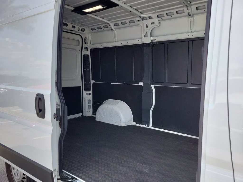 2025 Bright White Clearcoat Ram ProMaster 2500 High Roof FWD Van