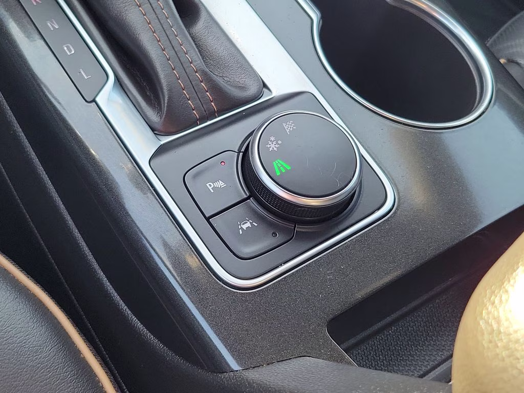 2020 Iridescent Pearl Tricoat Chevrolet Blazer Premier FWD SUV