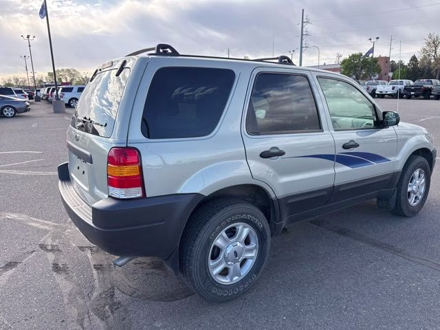 2003 Beige / Tan Ford Escape XLT 4X4 SUV