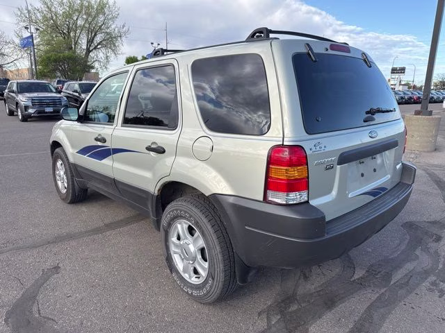 2003 Beige / Tan Ford Escape XLT 4X4 SUV