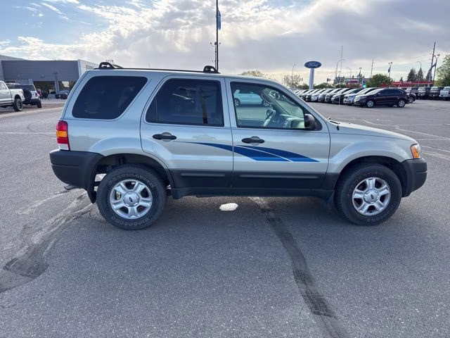 2003 Beige / Tan Ford Escape XLT 4X4 SUV