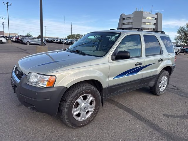2003 Beige / Tan Ford Escape XLT 4X4 SUV