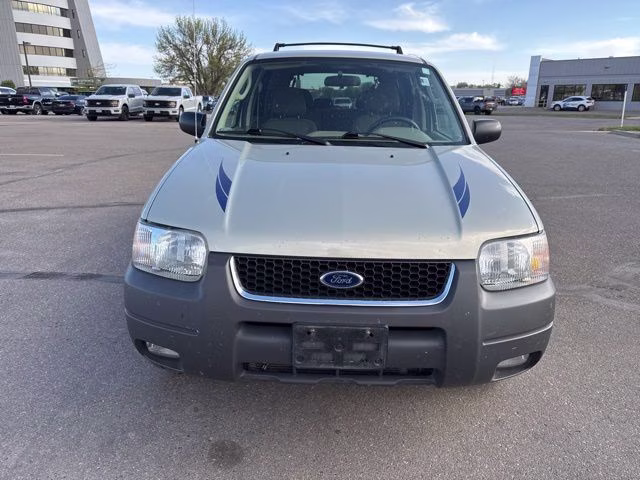 2003 Satin Silver Clearcoat Metallic Ford Escape XLT 4X4 SUV