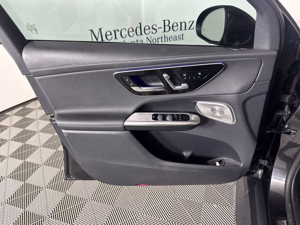 2024 Graphite Gray Metallic Mercedes-Benz GLC GLC 300 RWD SUV