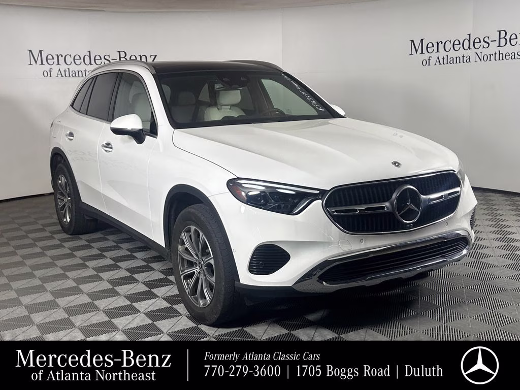2024 Mercedes-Benz GLC GLC 300's photo