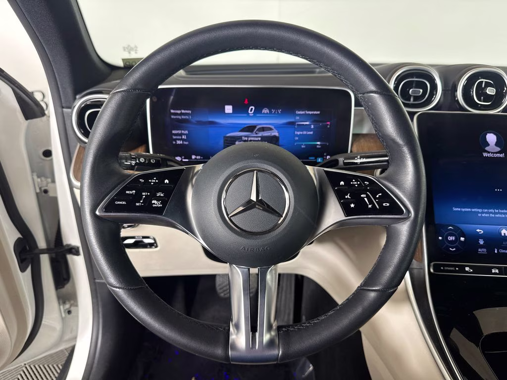 2024 Polar White Mercedes-Benz GLC GLC 300 RWD SUV