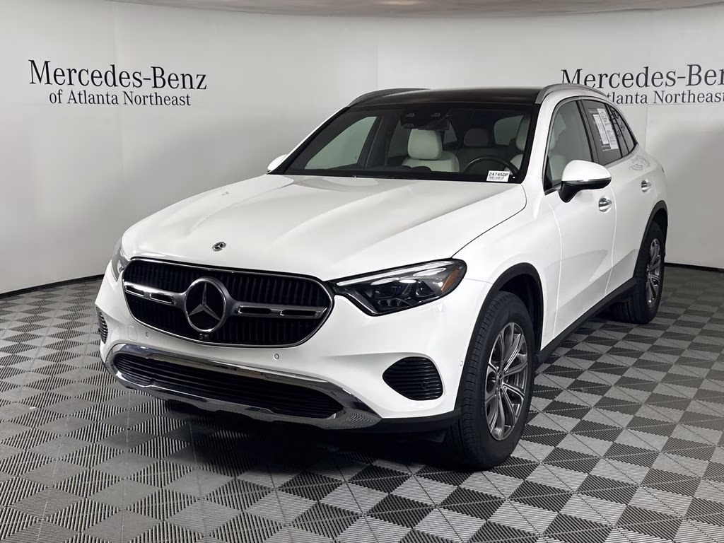 2024 Polar White Mercedes-Benz GLC GLC 300 RWD SUV