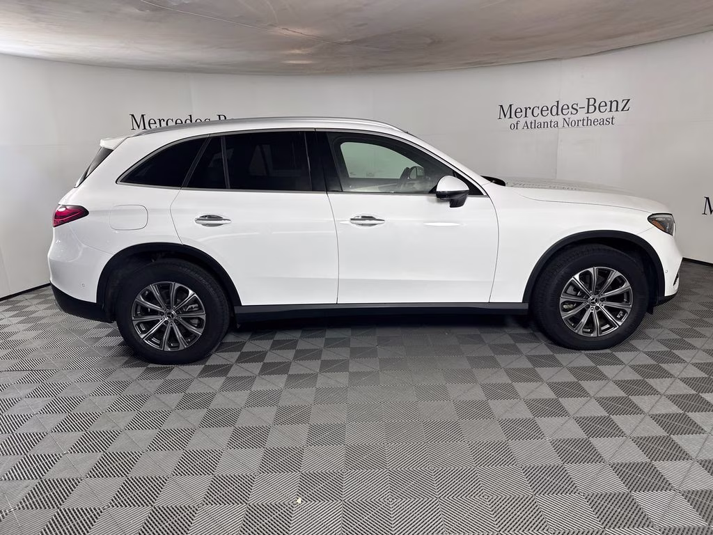 2024 Polar White Mercedes-Benz GLC GLC 300 RWD SUV
