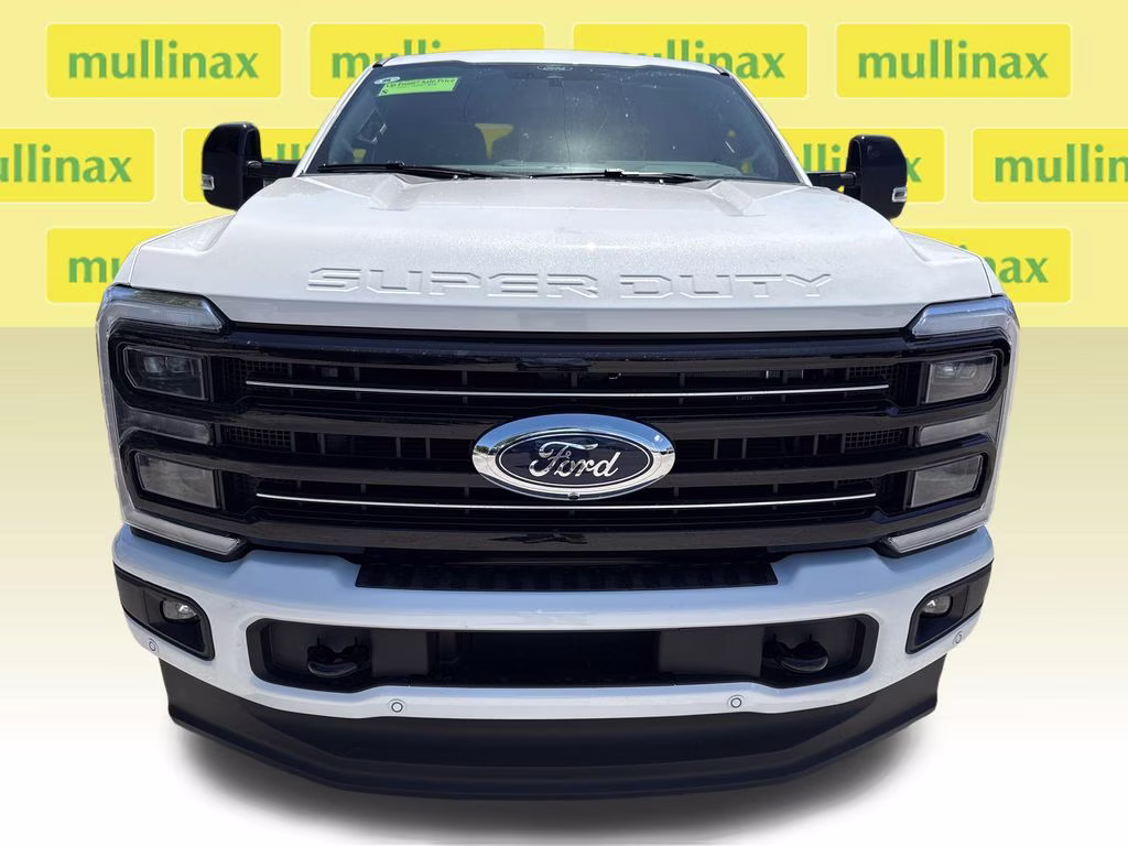2026 White Metallic Ford Super Duty F-250 SRW Platinum 4X4 Truck