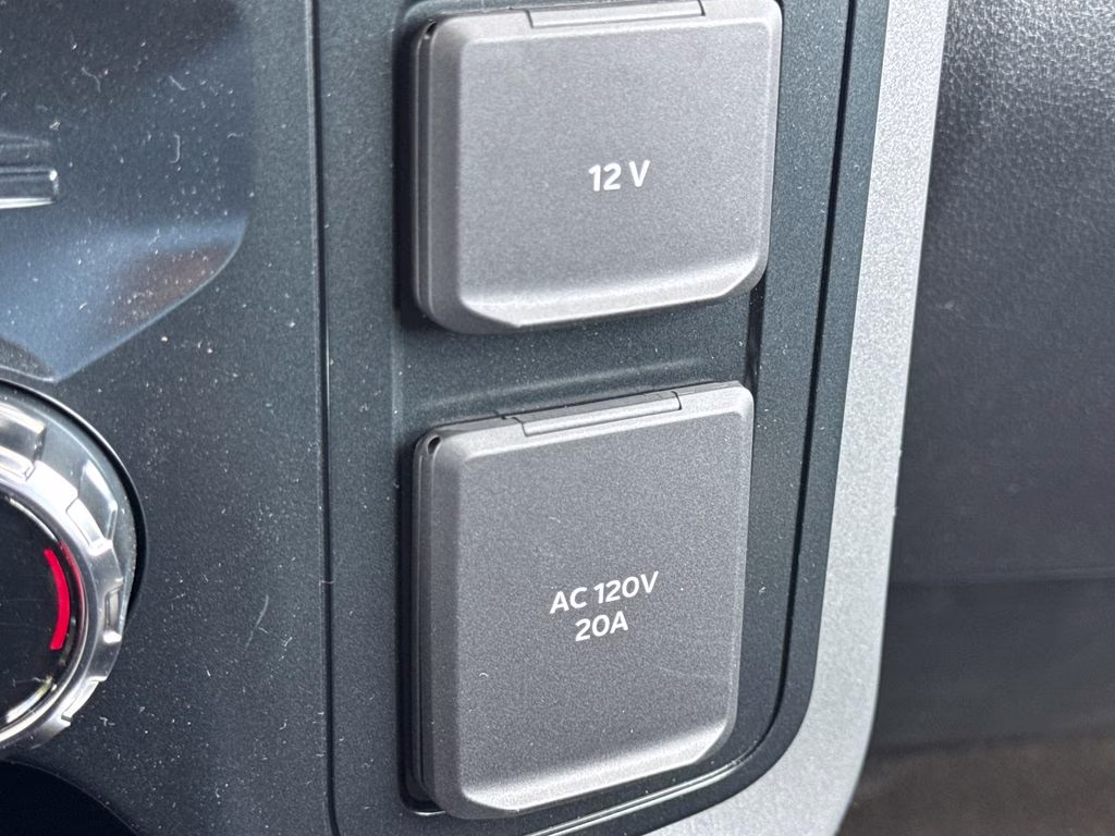 2026 Avalanche Ford F-150 XLT 4X4 Truck
