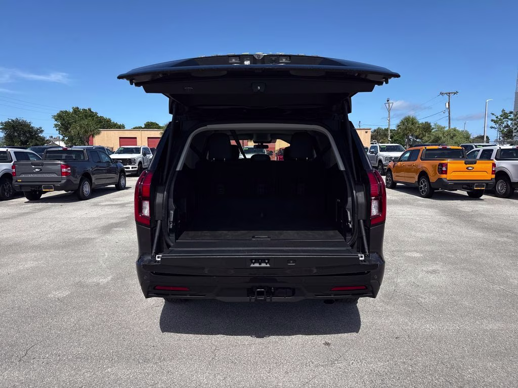 2025 Dark Matter Gray Metallic Ford Expedition Max Active RWD SUV