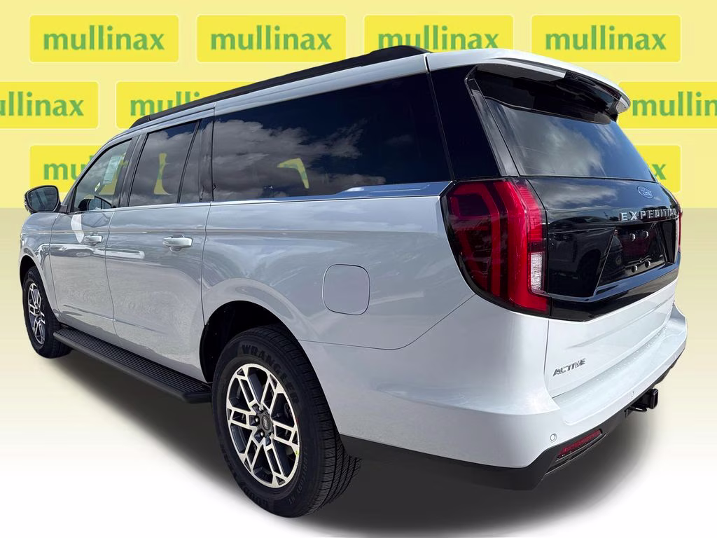 2026 Space Silver Metallic Ford Expedition Max Active RWD SUV