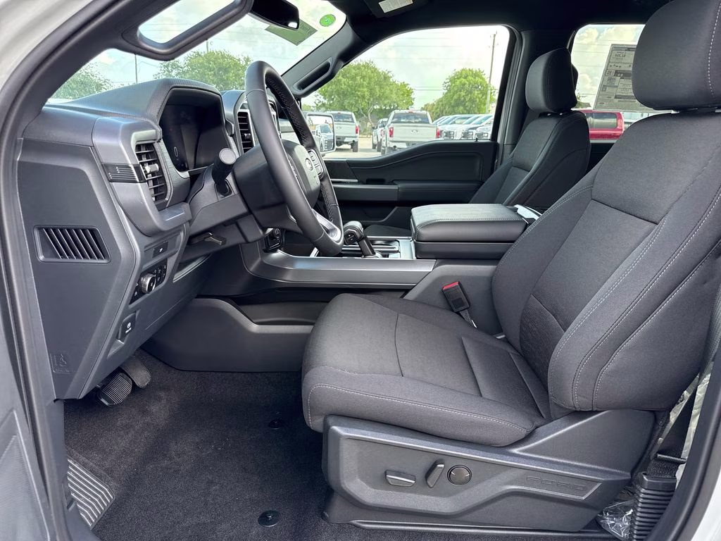 2026 Avalanche Ford F-150 XLT 4X4 Truck