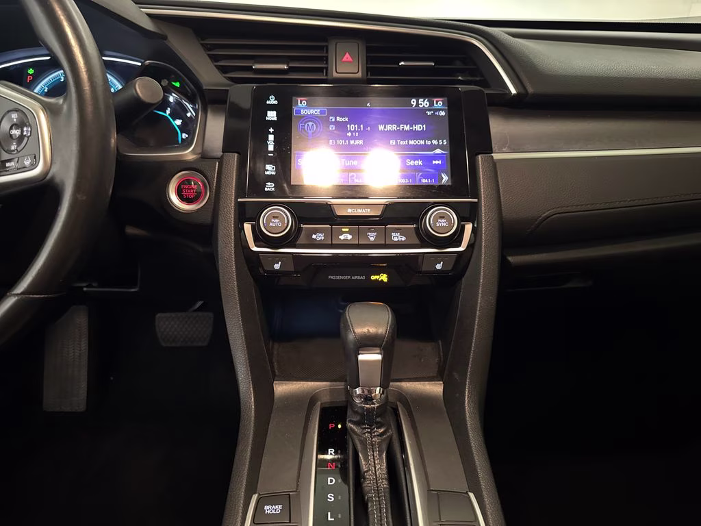 2018 White Orchid Pearl Honda Civic EX-L FWD Sedan