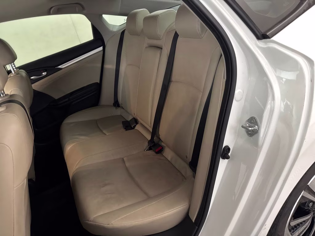 2018 White Orchid Pearl Honda Civic EX-L FWD Sedan