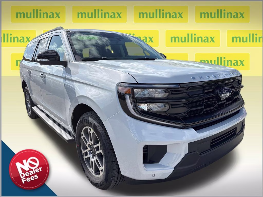 2026 Space Silver Metallic Ford Expedition Max Active RWD SUV