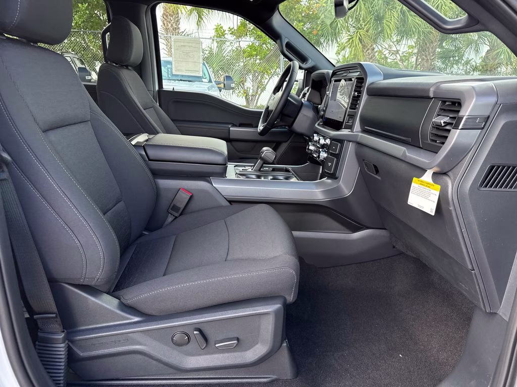 2026 Avalanche Ford F-150 XLT 4X4 Truck